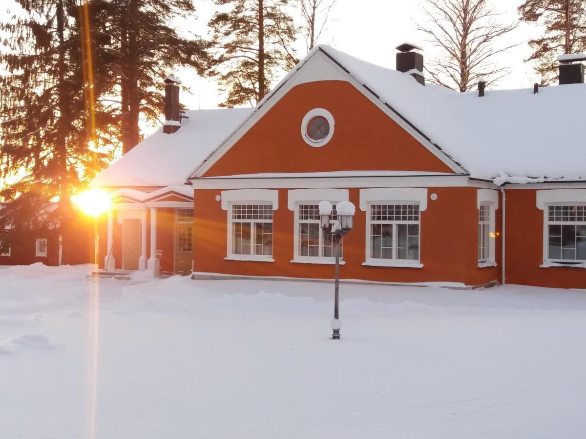 Taipaleenniemi 3*
